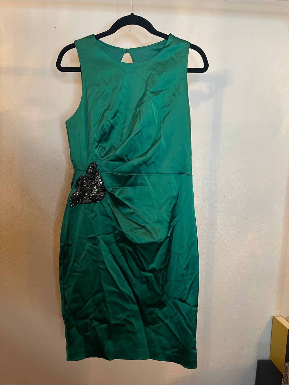 Xscape Emerald Green Sleeveless Midi Dress with Beaded Detail